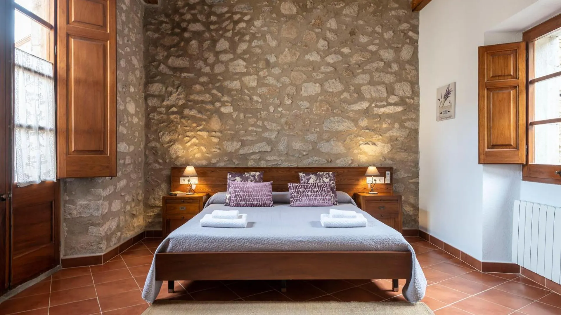 Hostal Can Xicu Capmany 3*,  Spain